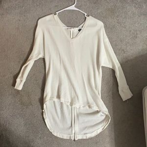 White 3/4 sleeve top